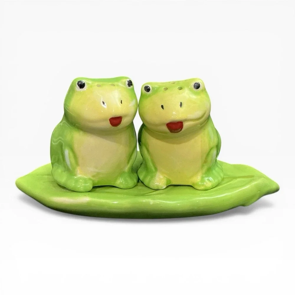 Ceramic Frog Salt Pepper Shakers Sets Ganz Lily Pad Cracker‎ Barrel Cottagecore